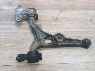 bontott PEUGEOT EXPERT Bal Lengőkar Tartó