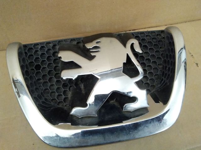 bontott PEUGEOT EXPERT Első Embléma