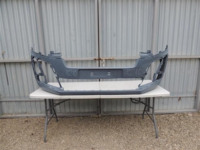 bontott PEUGEOT EXPERT Első Lökhárító (Részeivel)