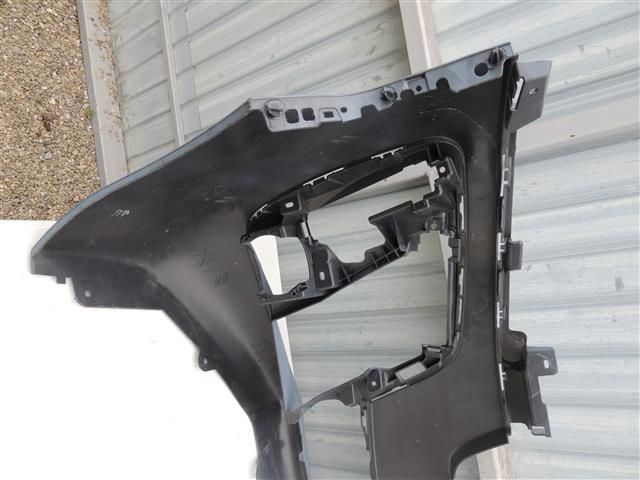 bontott PEUGEOT EXPERT Első Lökhárító (Részeivel)