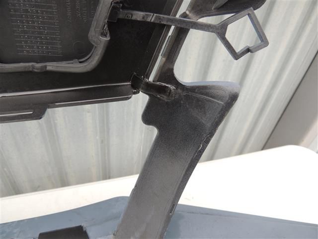 bontott PEUGEOT EXPERT Első Lökhárító (Részeivel)