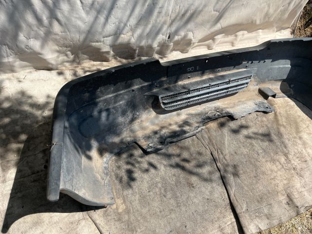 bontott PEUGEOT EXPERT Első Lökhárító (Üresen)