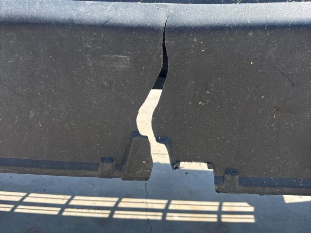 bontott PEUGEOT EXPERT Első Lökhárító (Üresen)