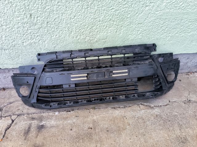 bontott PEUGEOT EXPERT Első Lökhárító (Üresen)