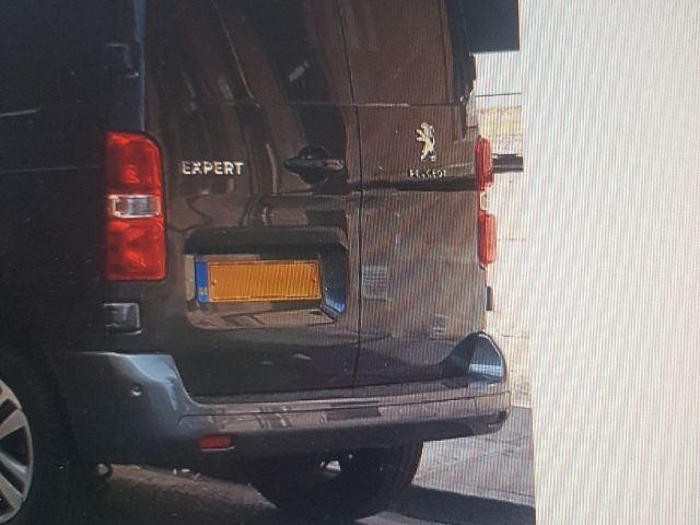 bontott PEUGEOT EXPERT Hátsó Lökhárító (Üresen)