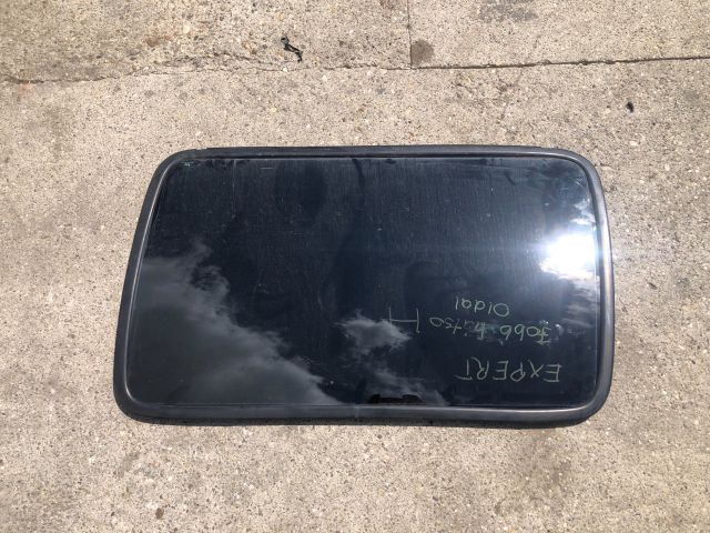 bontott PEUGEOT EXPERT Jobb C Oszlop Oldalablak Üveg