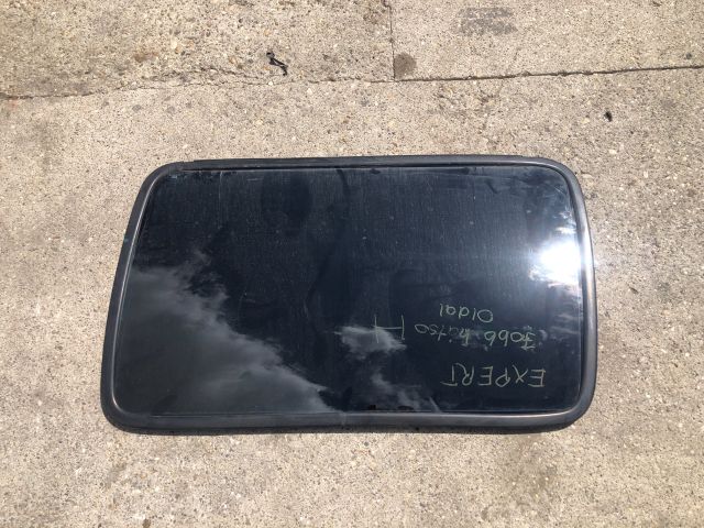 bontott PEUGEOT EXPERT Jobb C Oszlop Oldalablak Üveg