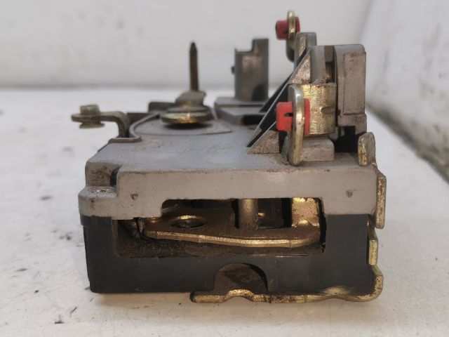 bontott PEUGEOT EXPERT Jobb első Ajtózár