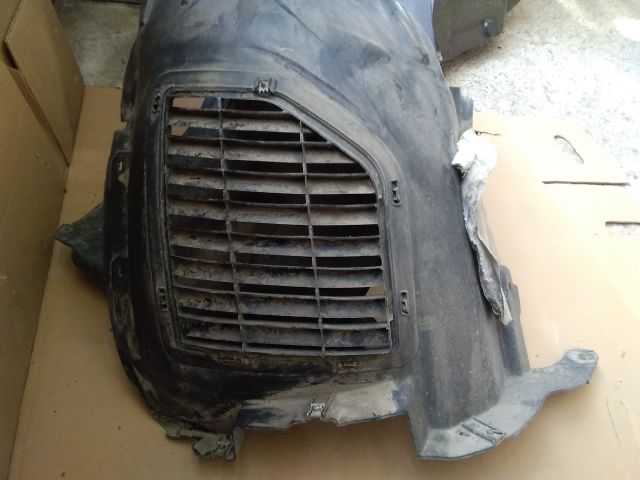 bontott PEUGEOT EXPERT Jobb első Dobbetét (Kerékjárati, Műanyag)