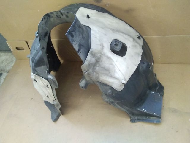 bontott PEUGEOT EXPERT Jobb első Dobbetét (Kerékjárati, Műanyag)