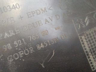 bontott PEUGEOT EXPERT Jobb első Dobbetét (Kerékjárati, Műanyag)