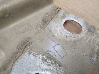 bontott PEUGEOT EXPERT Jobb Fényszóró Tartó