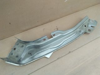 bontott PEUGEOT EXPERT Jobb Fényszóró Tartó