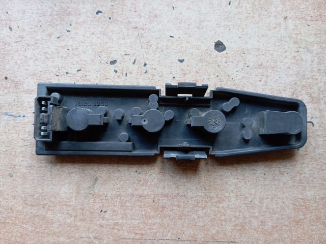 bontott PEUGEOT EXPERT Jobb Hátsó Lámpa Foglalat