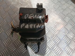 bontott PEUGEOT PARTNER ABS Kocka