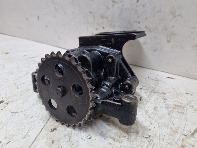 bontott PEUGEOT PARTNER Olajszivattyú