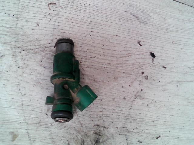 bontott PEUGEOT PARTNER Porlasztó (1 db)