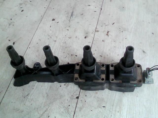 bontott PEUGEOT PARTNER Gyújtótrafó