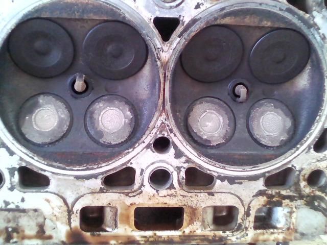 bontott PEUGEOT PARTNER Hengerfej