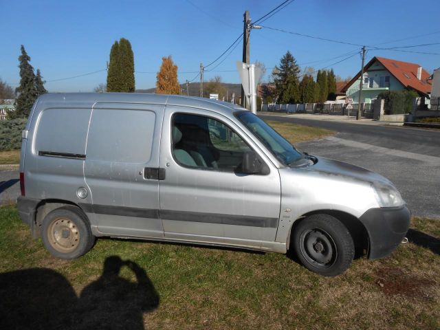 bontott PEUGEOT PARTNER EGR Hűtő