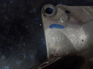 bontott PEUGEOT PARTNER Motor Tartó Bak (Fém)