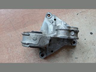 bontott PEUGEOT PARTNER Motor Tartó Bak (Fém)