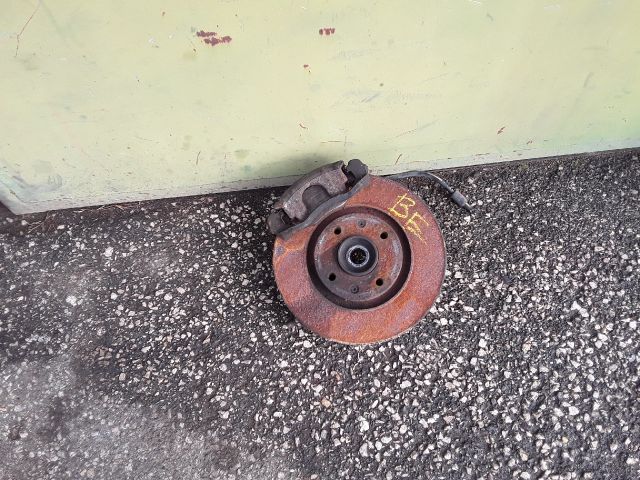 bontott PEUGEOT PARTNER Bal első Csonkállvány Kerékaggyal