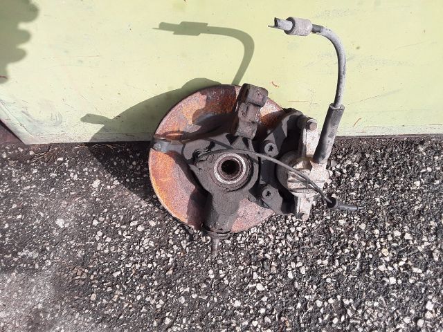 bontott PEUGEOT PARTNER Bal első Csonkállvány Kerékaggyal