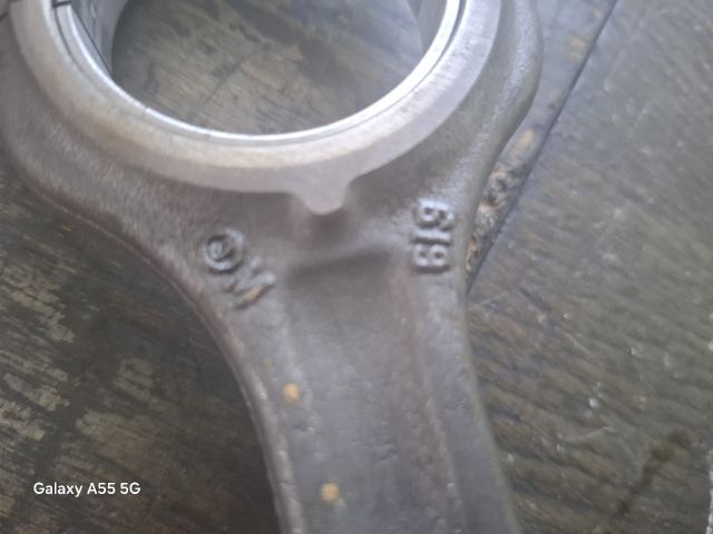 bontott PEUGEOT PARTNER Dugattyú és Hajtókar