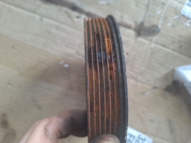 bontott PEUGEOT PARTNER Főtengely Szíjtárcsa