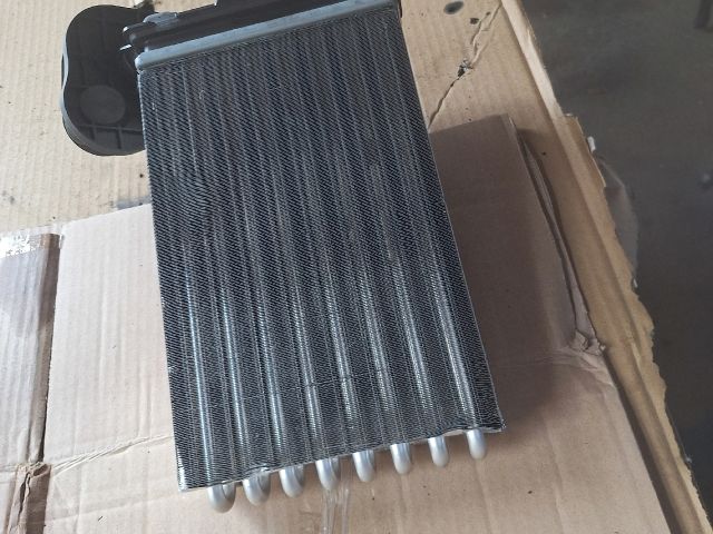 bontott PEUGEOT PARTNER Fűtőradiátor