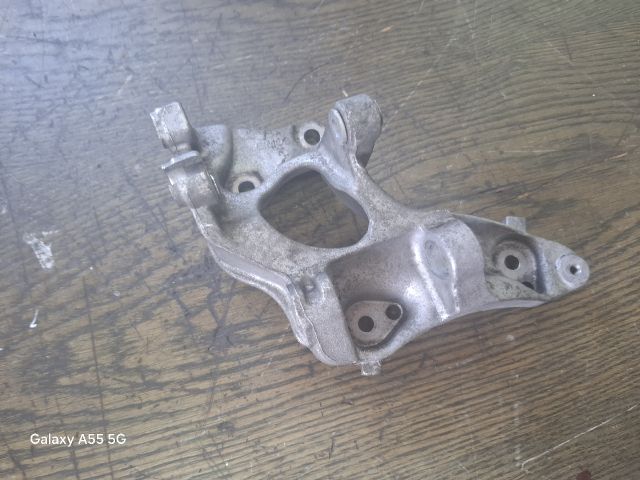 bontott PEUGEOT PARTNER Generátor Tartó Bak