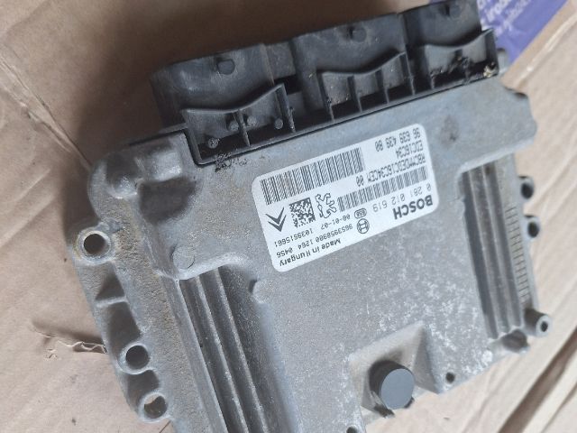 bontott PEUGEOT PARTNER Motorvezérlő