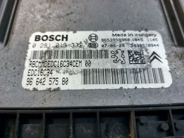 bontott PEUGEOT PARTNER Motorvezérlő