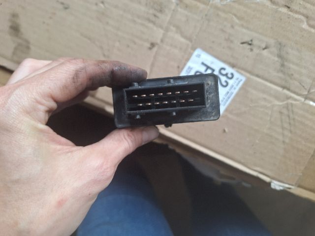 bontott PEUGEOT PARTNER Üzemanyag Szivattyú Relé