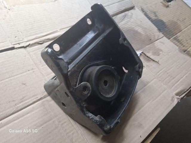 bontott PEUGEOT PARTNER Váltó Tartó Bak (Pozíciófüggetlen)