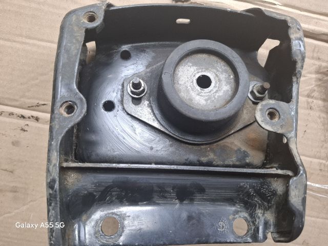 bontott PEUGEOT PARTNER Váltó Tartó Bak (Pozíciófüggetlen)