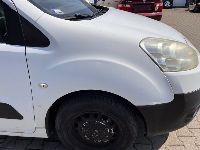 bontott PEUGEOT PARTNER Bal első Féknyereg Munkahengerrel