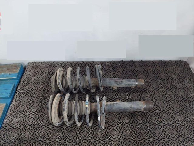 bontott PEUGEOT PARTNER Bal első Gólyaláb (Lengécsillapító, Rugó)