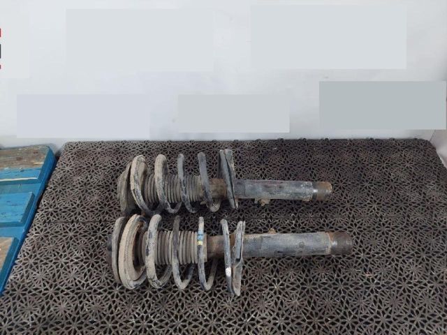 bontott PEUGEOT PARTNER Jobb első Gólyaláb (Lengécsillapító, Rugó)