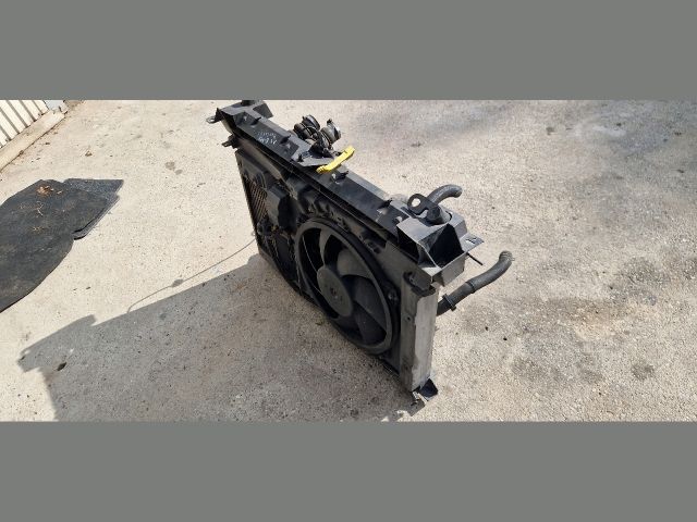 bontott PEUGEOT PARTNER Komplett Homlokfal (Részeivel)