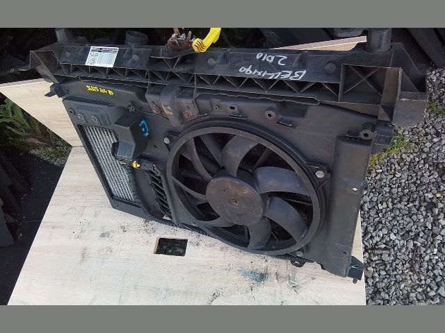 bontott PEUGEOT PARTNER Komplett Homlokfal (Részeivel)