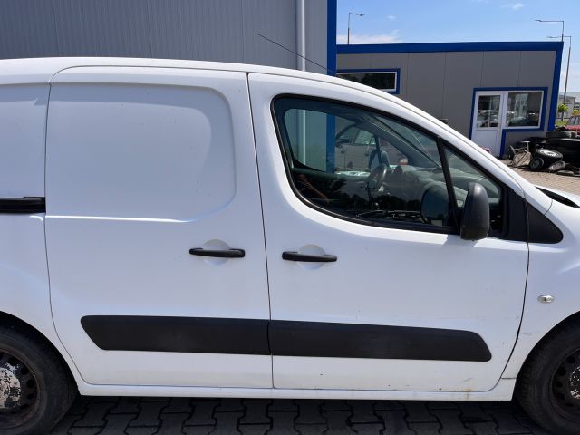 bontott PEUGEOT PARTNER Középső Kipufogó Dob