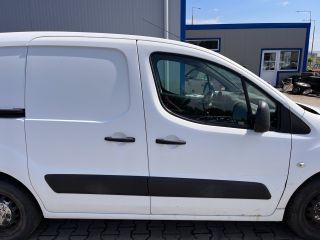 bontott PEUGEOT PARTNER Középső Kipufogó Dob