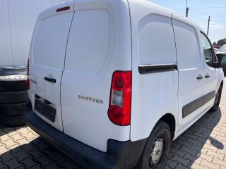 bontott PEUGEOT PARTNER Középső Kipufogó Dob