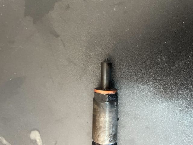 bontott PEUGEOT PARTNER Porlasztó (1 db)