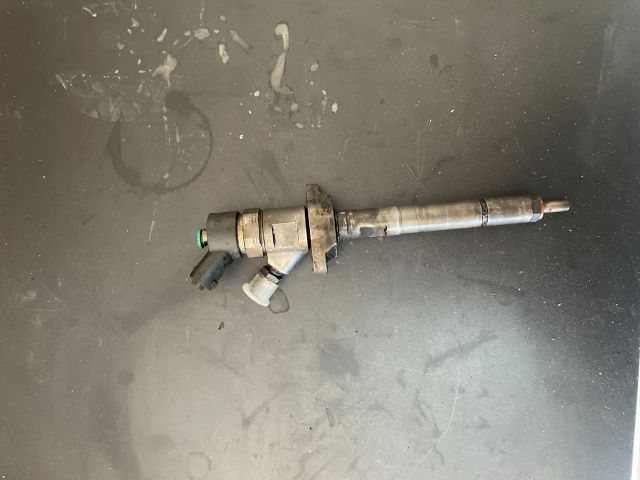 bontott PEUGEOT PARTNER Porlasztó (1 db)