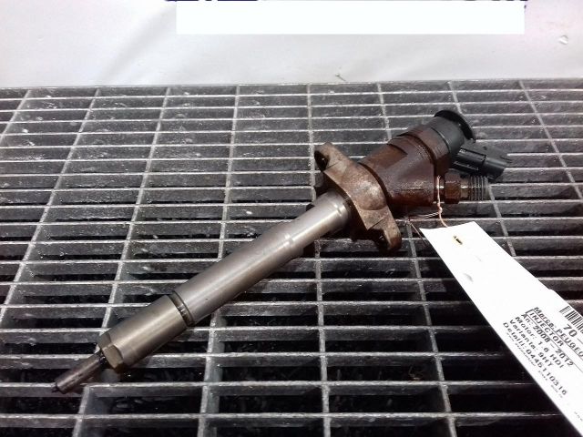 bontott PEUGEOT PARTNER Porlasztó (1 db)