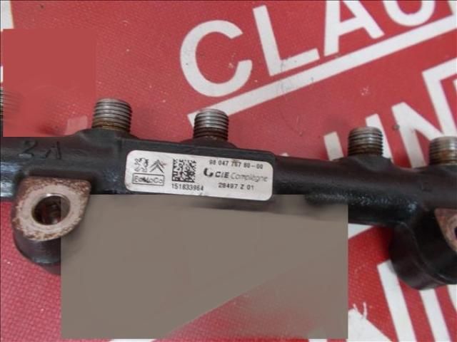 bontott PEUGEOT PARTNER Porlasztó Sor / Híd