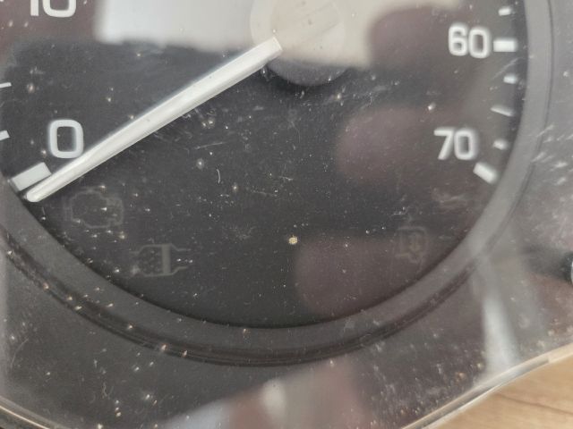 bontott PEUGEOT PARTNER Kilométeróra